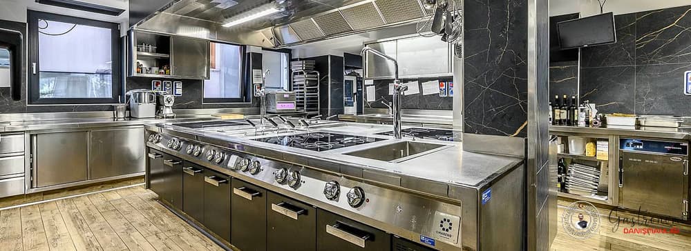 How to Make a Hotel Kitchen?
